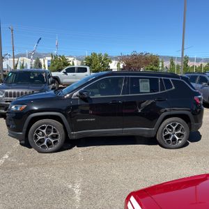 2025 JEEP COMPASS LIMITED — фото 3