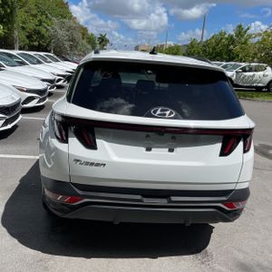 HYUNDAI TUCSON SEL - 7