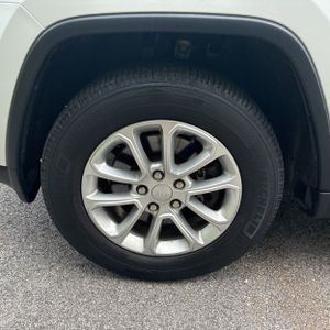 2021 JEEP GRAND CHEROKEE LAREDO E — миниатюра 16