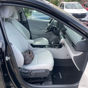 صورة 32 لـ 2024 Hyundai KONA SEL