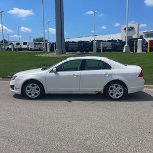FORD FUSION SE - 3