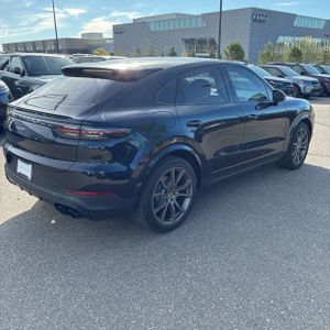 PORSCHE CAYENNE COUPE - 8