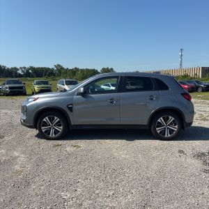 صورة 3 لـ 2022 Mitsubishi OUTLANDER SPORT ES