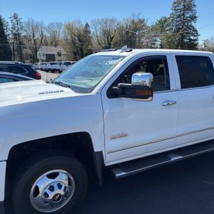 CHEVROLET SILVERADO 3500 HIGH COUNTRY - 2