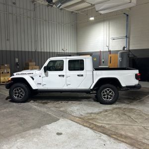 صورة 3 لـ 2025 JEEP GLADIATOR RUBICON