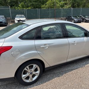 صورة 9 لـ 2014 FORD FOCUS SE