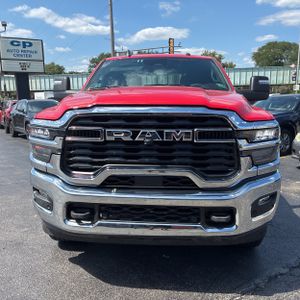 صورة 13 لـ 2026 RAM 2500 BIG HORN CREW CAB 4X4 6'4" BOX