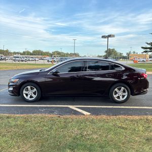 2021 Chevrolet MALIBU LT 照片 3