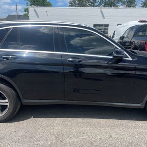 2020 Mercedes-BENZ GLC thumbnail 11