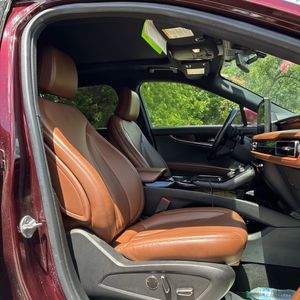 2023 Lincoln NAUTILUS RESERVE — миниатюра 33