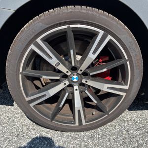 صورة مصغرة 19 لـ 2026 BMW 550E XDRIVE