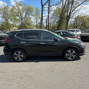 NISSAN ROGUE SV - 10