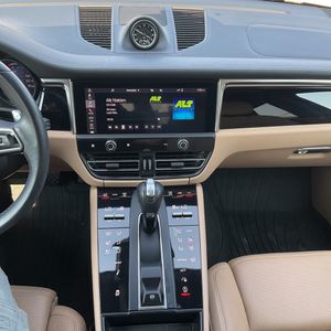 2024 Porsche MACAN S — миниатюра 38