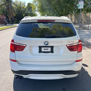 BMW X3 SDRIVE28I - 7