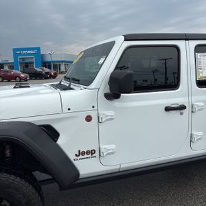 JEEP GLADIATOR MOJAVE - 2