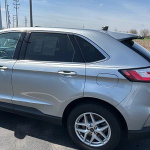 FORD EDGE SEL - 6