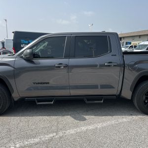 TOYOTA TUNDRA - 3