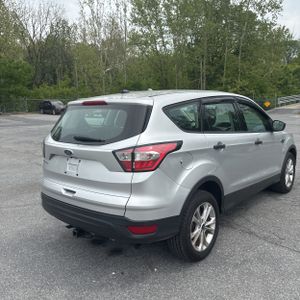 FORD ESCAPE S - 8