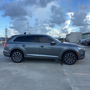 صورة 10 لـ 2018 AUDI Q7 2.0T PREMIUM