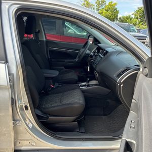 صورة مصغرة 31 لـ 2022 Mitsubishi OUTLANDER SPORT ES