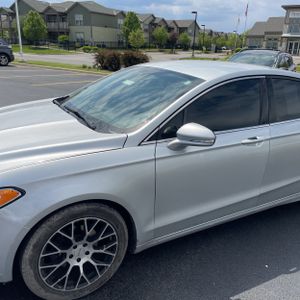 FORD FUSION SE - 2