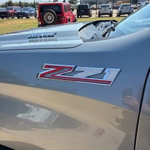 صورة 36 لـ 2023 Chevrolet SILVERADO 1500 RST