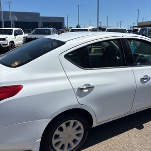 2014 Nissan VERSA SV — фото 9