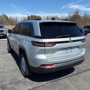 JEEP GRAND CHEROKEE LAREDO - 5