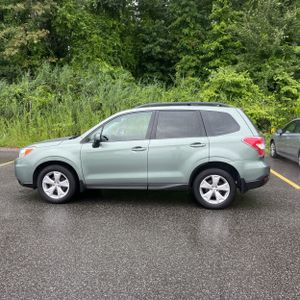 صورة 3 لـ 2015 Subaru FORESTER 2.5I PREMIUM