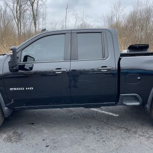 CHEVROLET SILVERADO 2500HD CUSTOM - 4