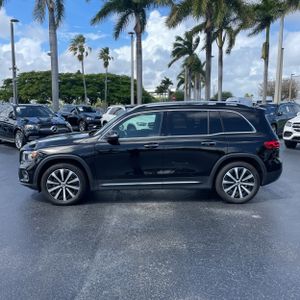 MERCEDES-BENZ GLB - 3