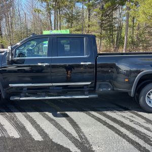 CHEVROLET SILVERADO 3500HD HIGH COUNTRY - 4