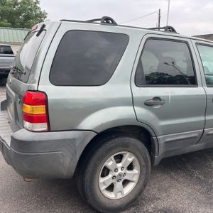 FORD ESCAPE XLT - 9