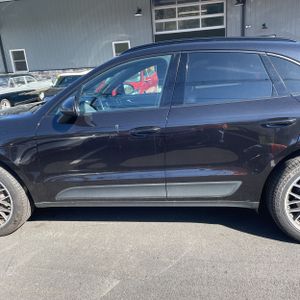 PORSCHE MACAN BASE - 4