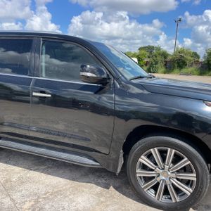 2017 Lexus LX 570 BASE — миниатюра 13