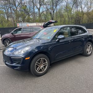 PORSCHE MACAN BASE - 1
