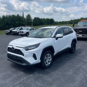 صورة 1 لـ 2021 Toyota RAV4 LE