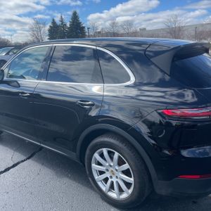 PORSCHE CAYENNE BASE - 6