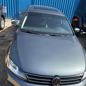 VOLKSWAGEN JETTA 1.4T SE - 8