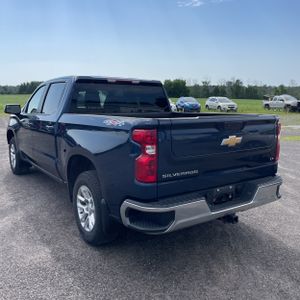 2023 Chevrolet SILVERADO 1500 LT 照片 5