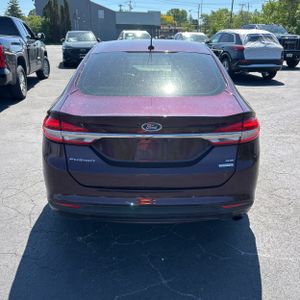 FORD FUSION SE - 7
