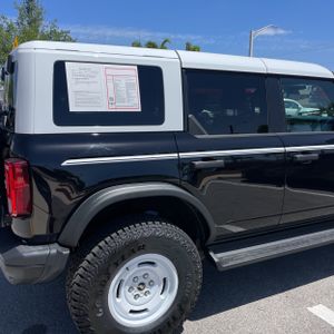 FORD BRONCO HERITAGE EDITION - 9