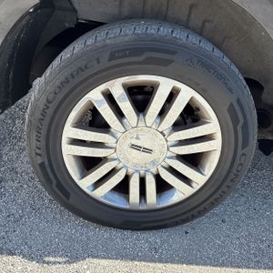 2012 Lincoln NAVIGATOR BASE — миниатюра 19