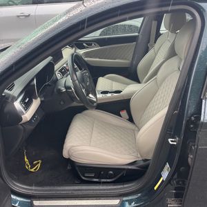 2023 Genesis G70 3.3T STANDARD — миниатюра 32