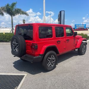 صورة 8 لـ 2025 JEEP WRANGLER SAHARA