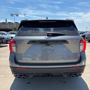 FORD EXPLORER ST - 7