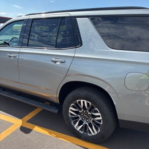 2025 Chevrolet TAHOE Z71 照片 6
