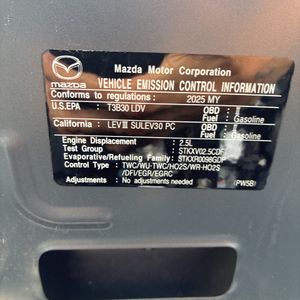 صورة 50 لـ 2025 Mazda CX-30 2.5 S CARBON EDITION