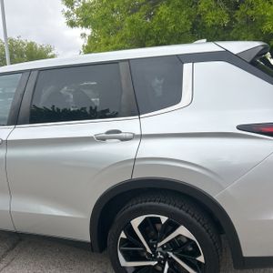 MITSUBISHI OUTLANDER ES 2.5 2WD - 6