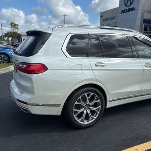 صورة 9 لـ 2020 BMW X7 XDRIVE40I